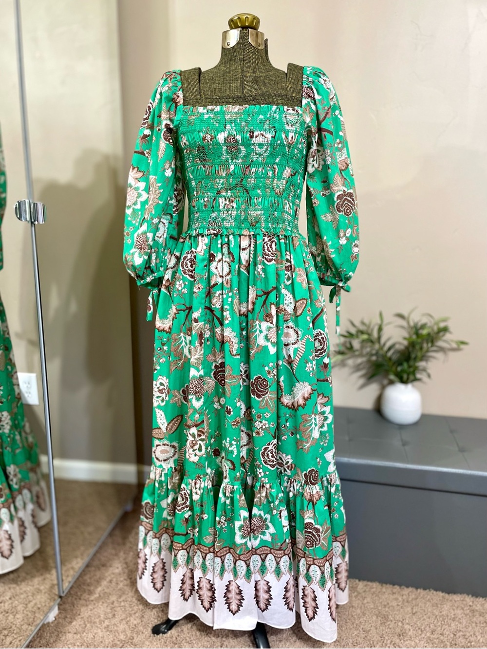 Cara Cara Jazzy Midi Dress Green Floral Smocked Puff Sleeve Cotton Cottagecore - Picture 4 of 16